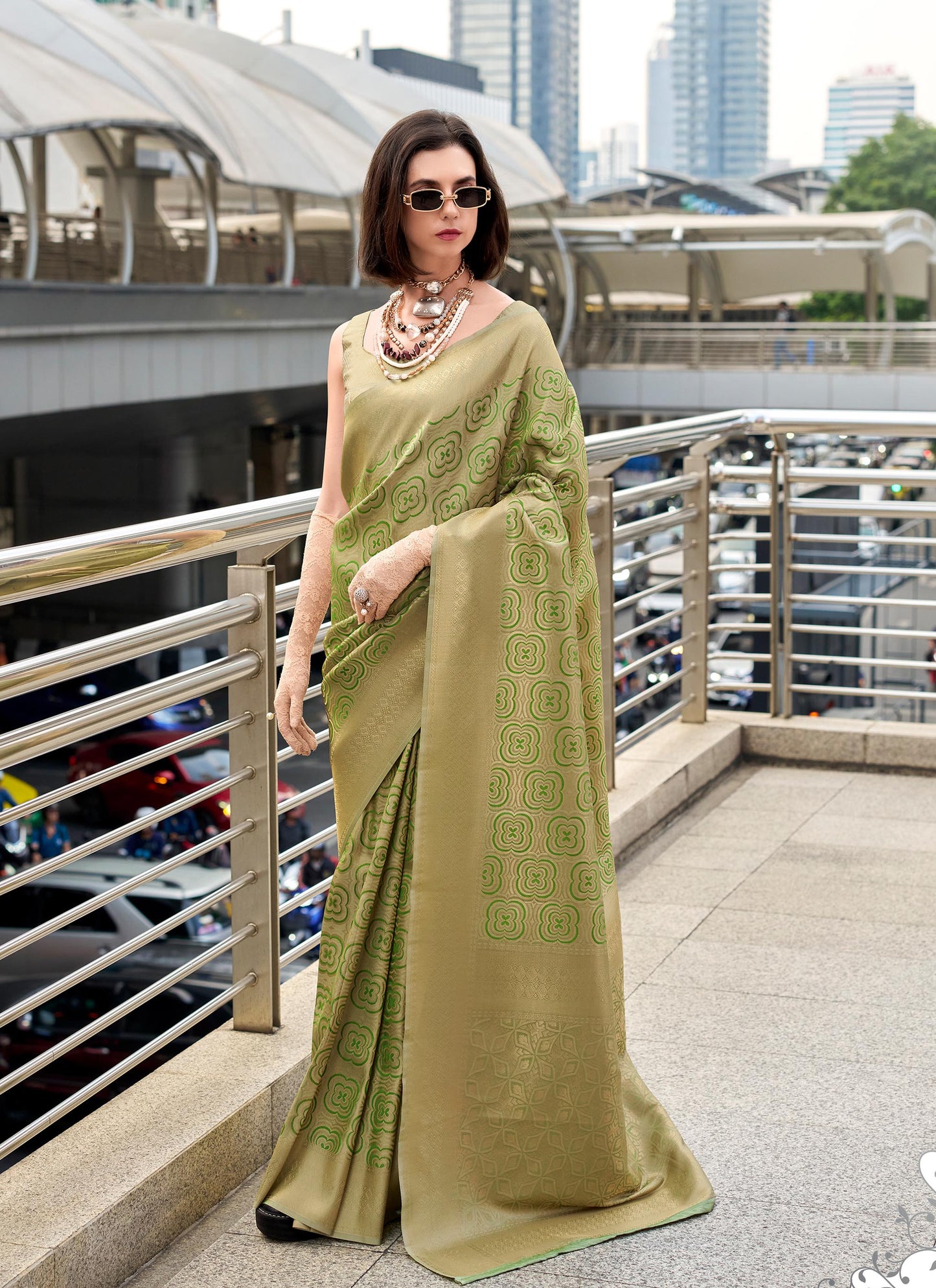 Forest Green Butterscotch Handloom Kanchivaram Buttery Silk Saree