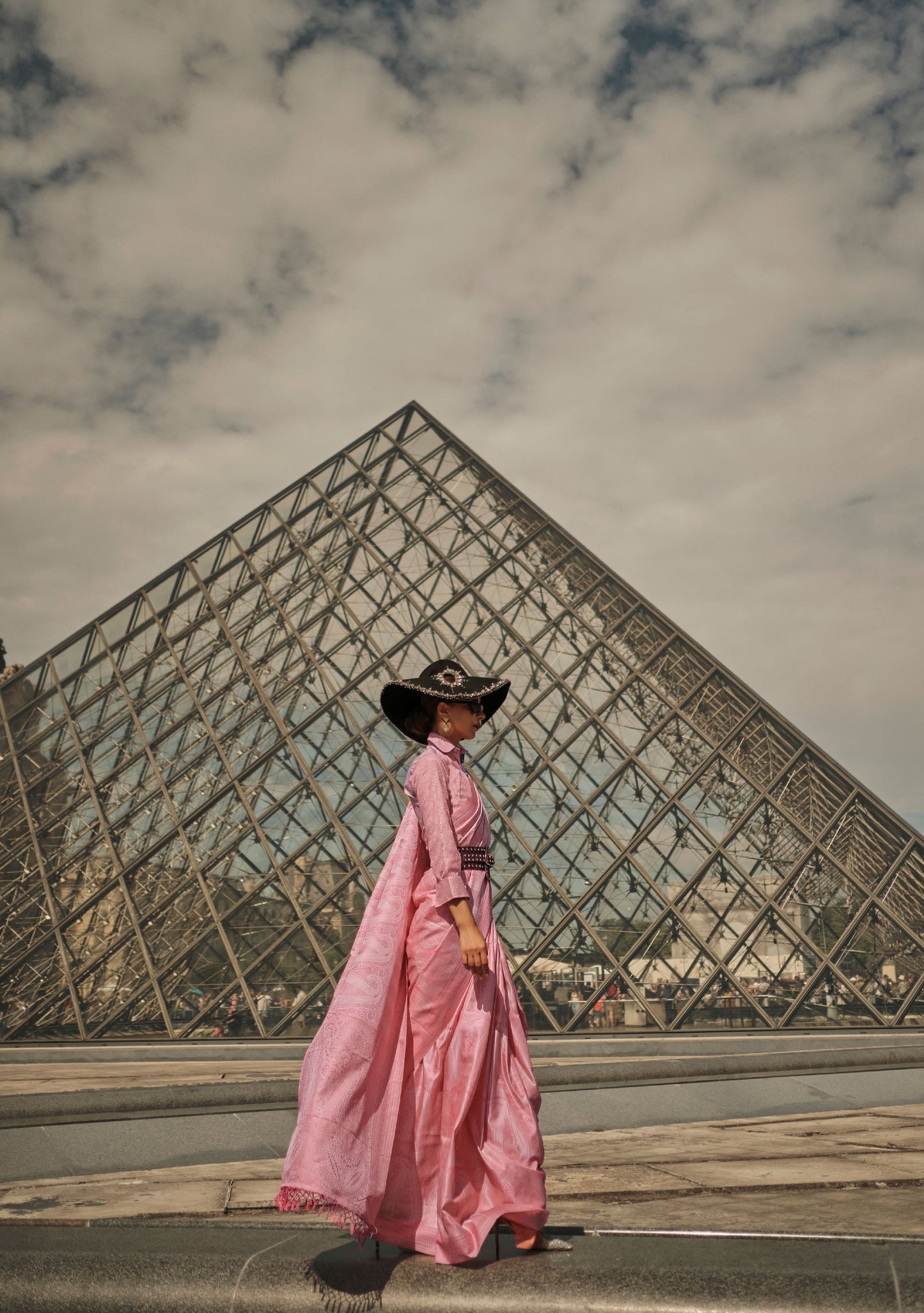 Pink Kyha Pure Satin Handloom Saree