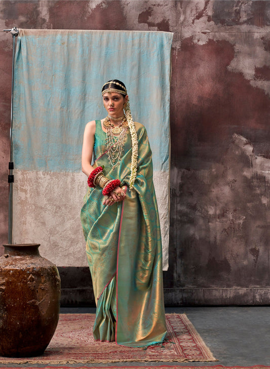 Green Kaala Savoy Handloom Silk Saree