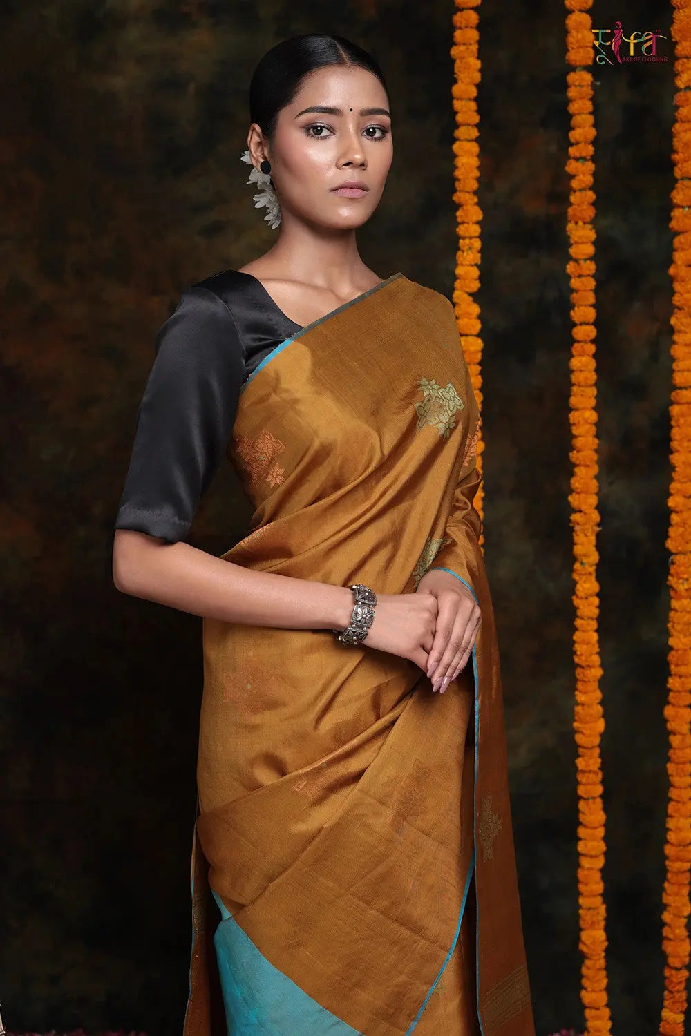 Handloom Mustard Kanchipattu Saree With Floral Zari Motifs