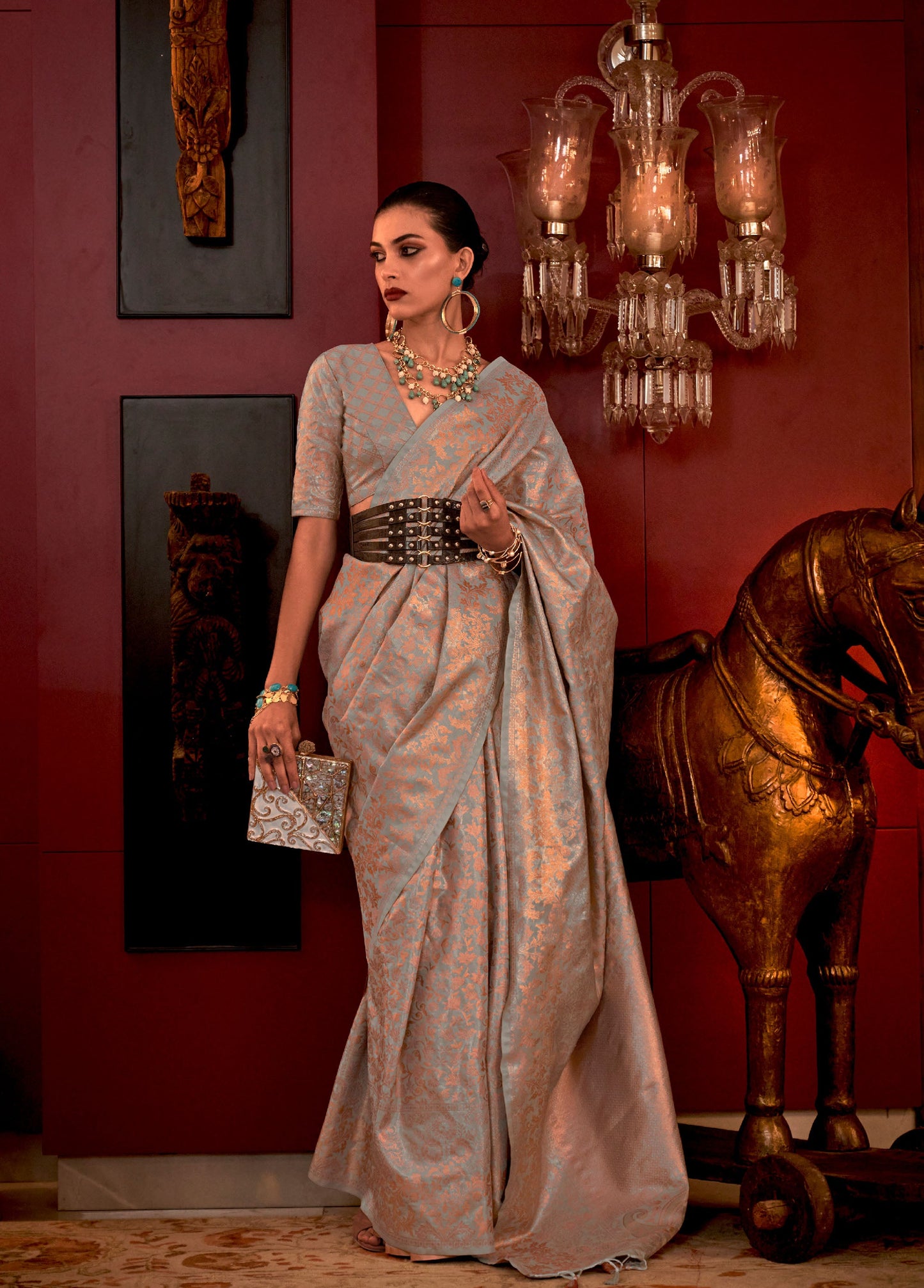 Metallic Silver Kalkatti Zari Handloom Silk Saree