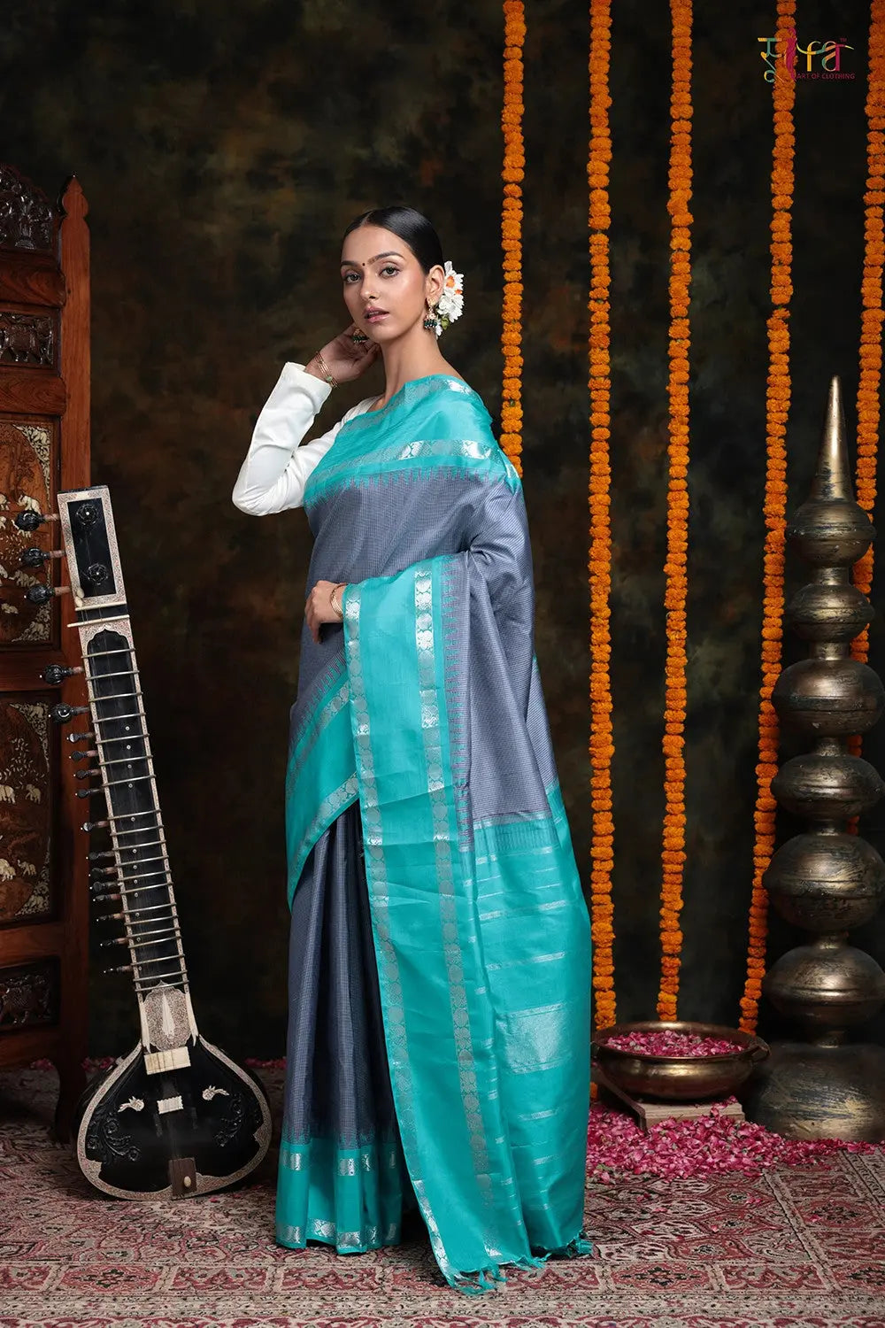 Grey Check Handloom Kanchipattu Saree With Baby Blue Border