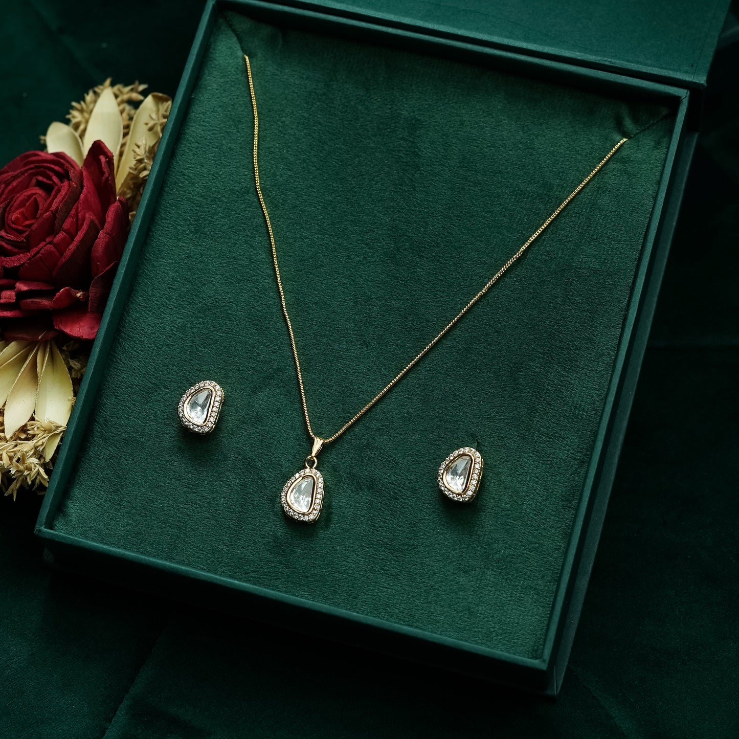 Solo Studded Drop Pendant Set with Earrings