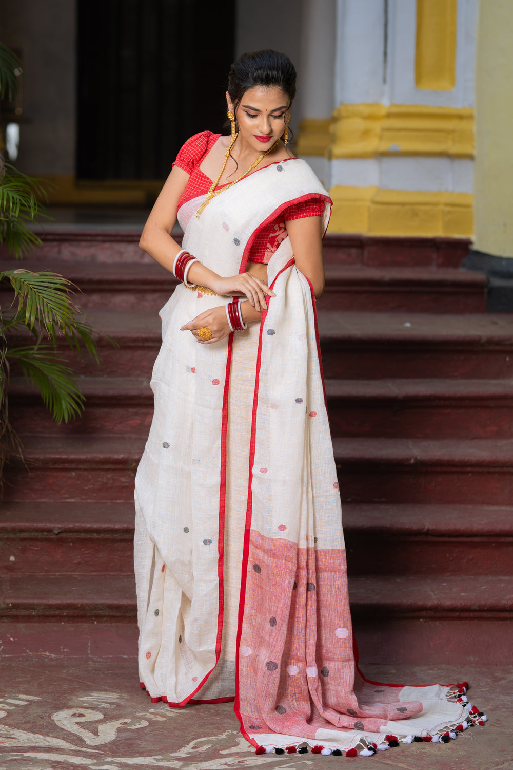 Handloom White Pure Linen Jamdani Saree with Red Polka dots