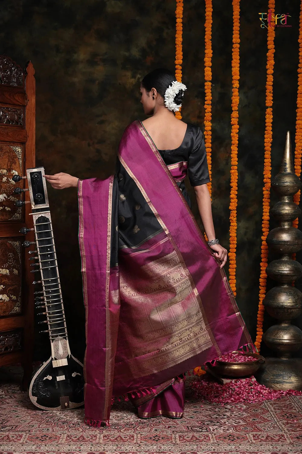 Handloom Black Kanchipattu Saree With Bird Motifs