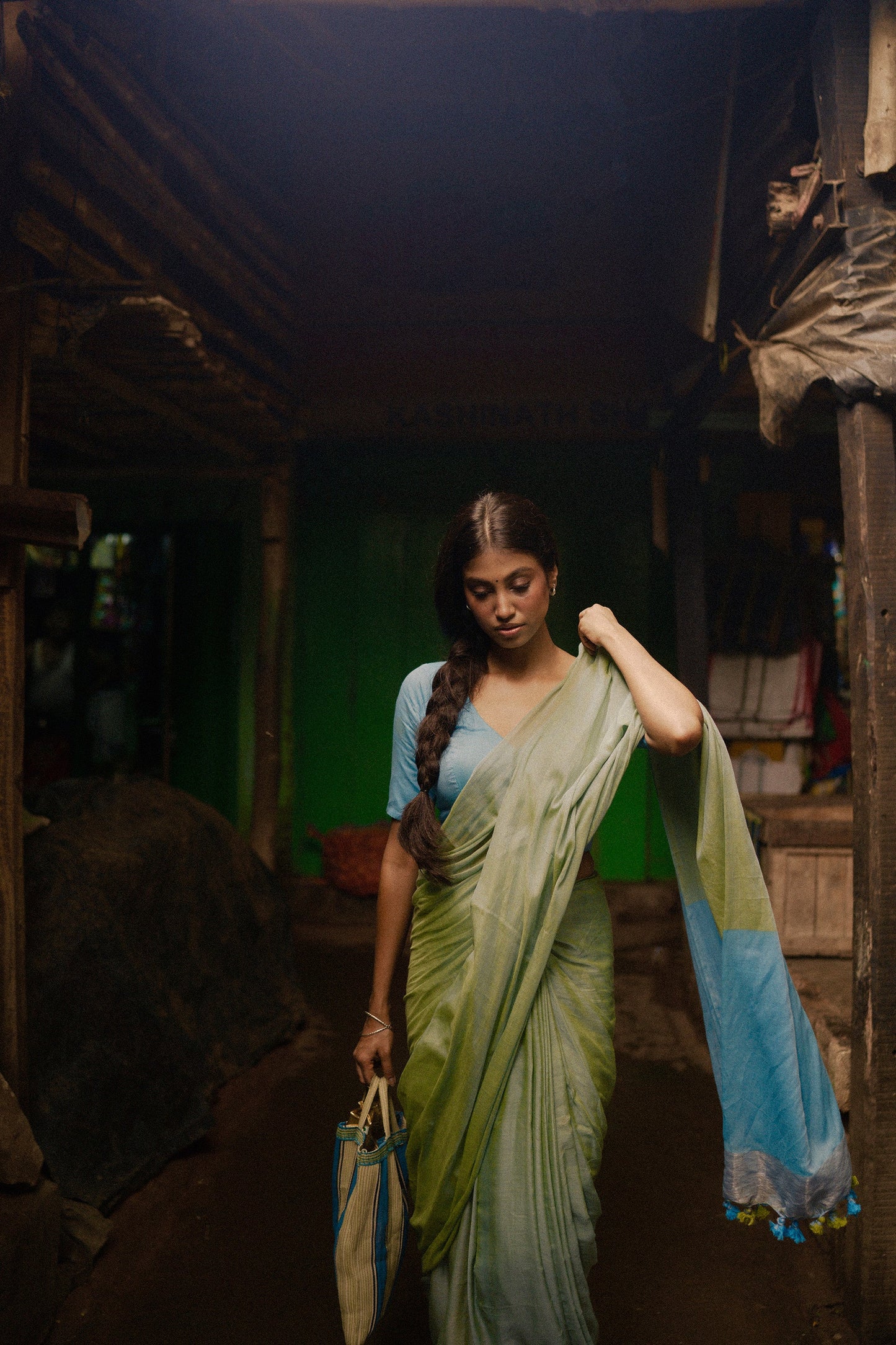 Beete Lamhe I Mul Modal handloom saree