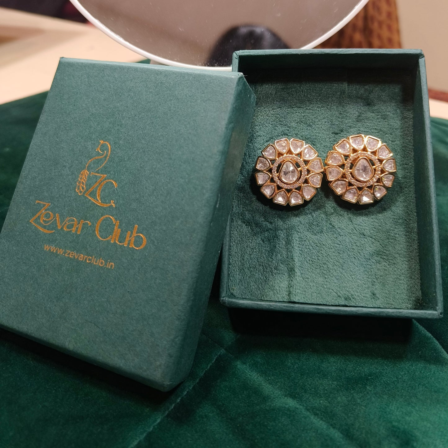 Zevar Club 22K Gold-Plated Uncut Flower Kundan Pendant Set