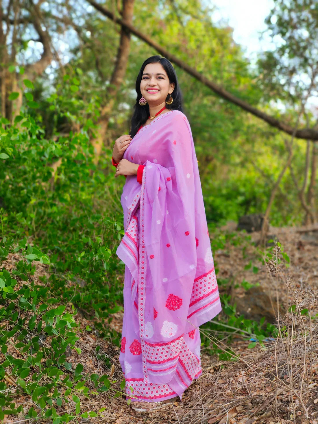 Devi Dol Mekhela Chador