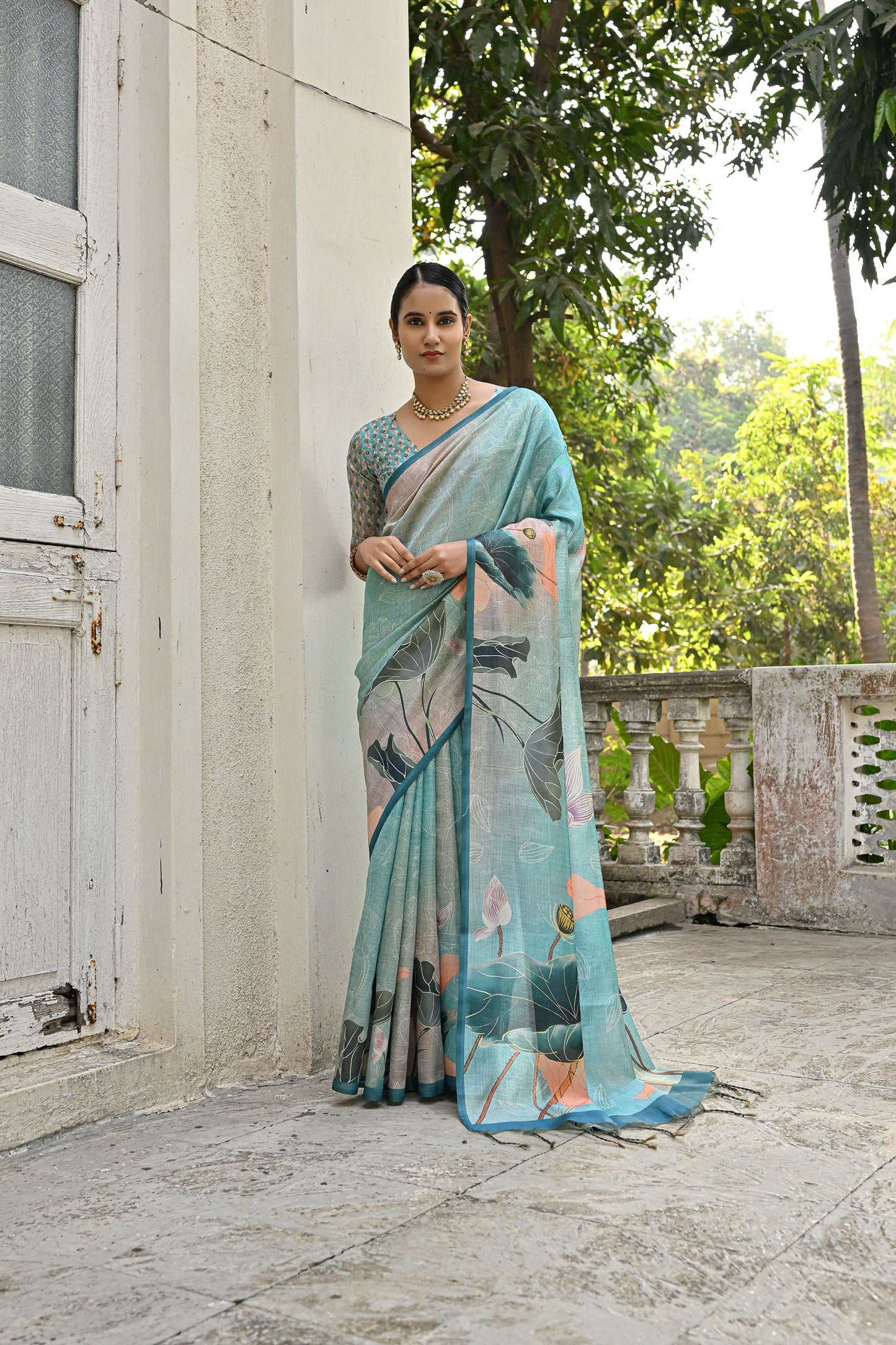Jiyani Flower Firozi Cotton Silk Floral printed Saree