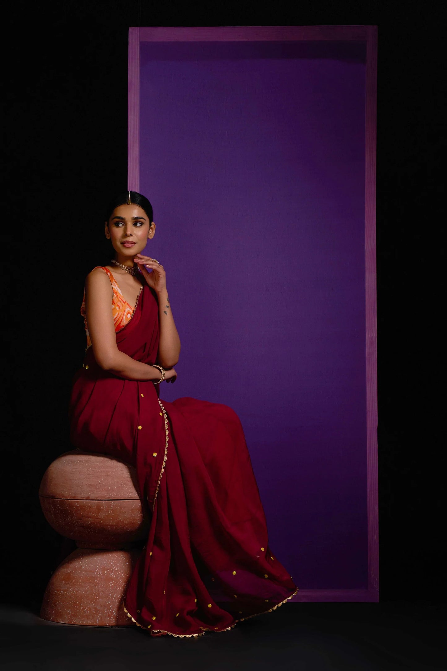 Noori Mahroon Organza Saree