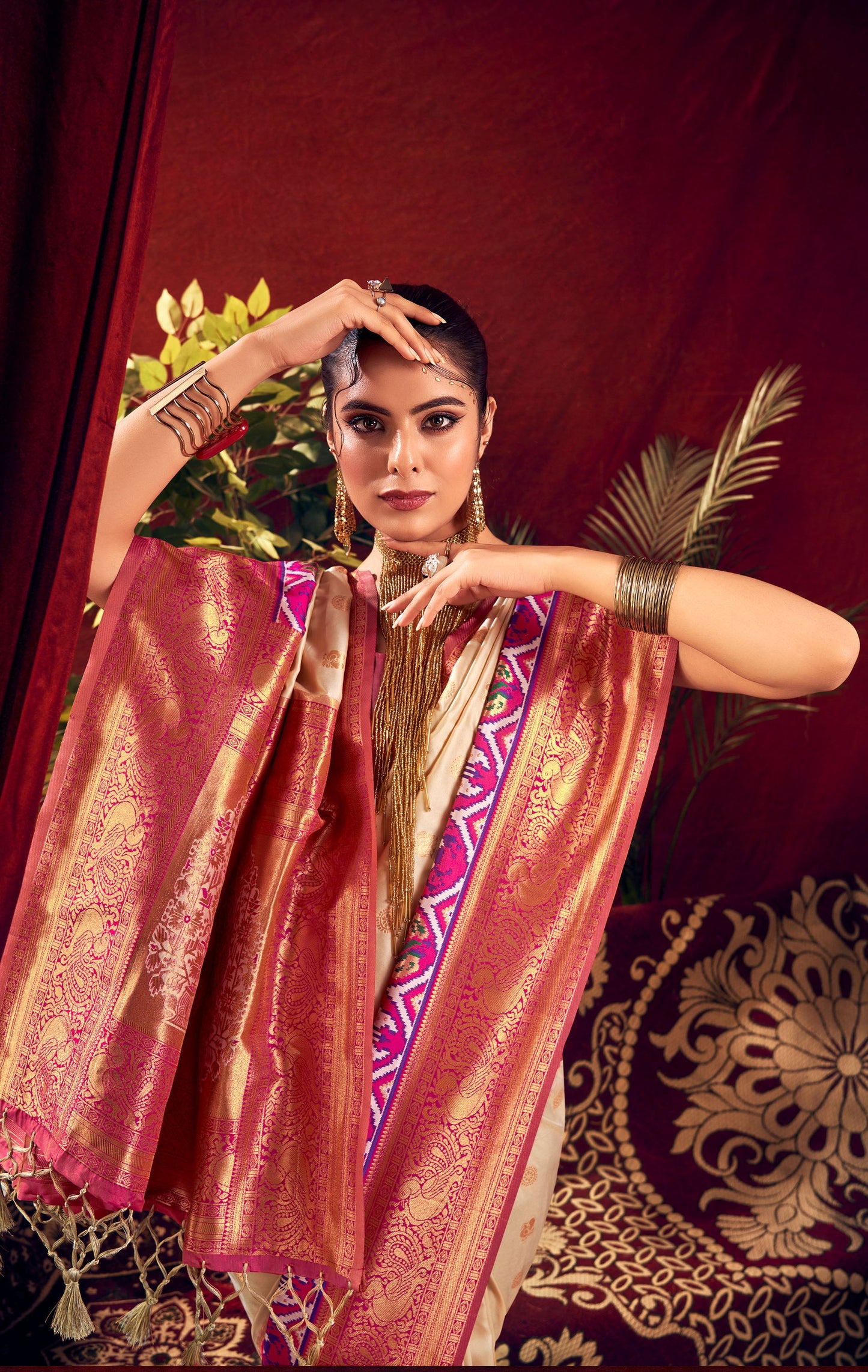 Nidhi White Paithani Silk Zari woven Patola Border Saree