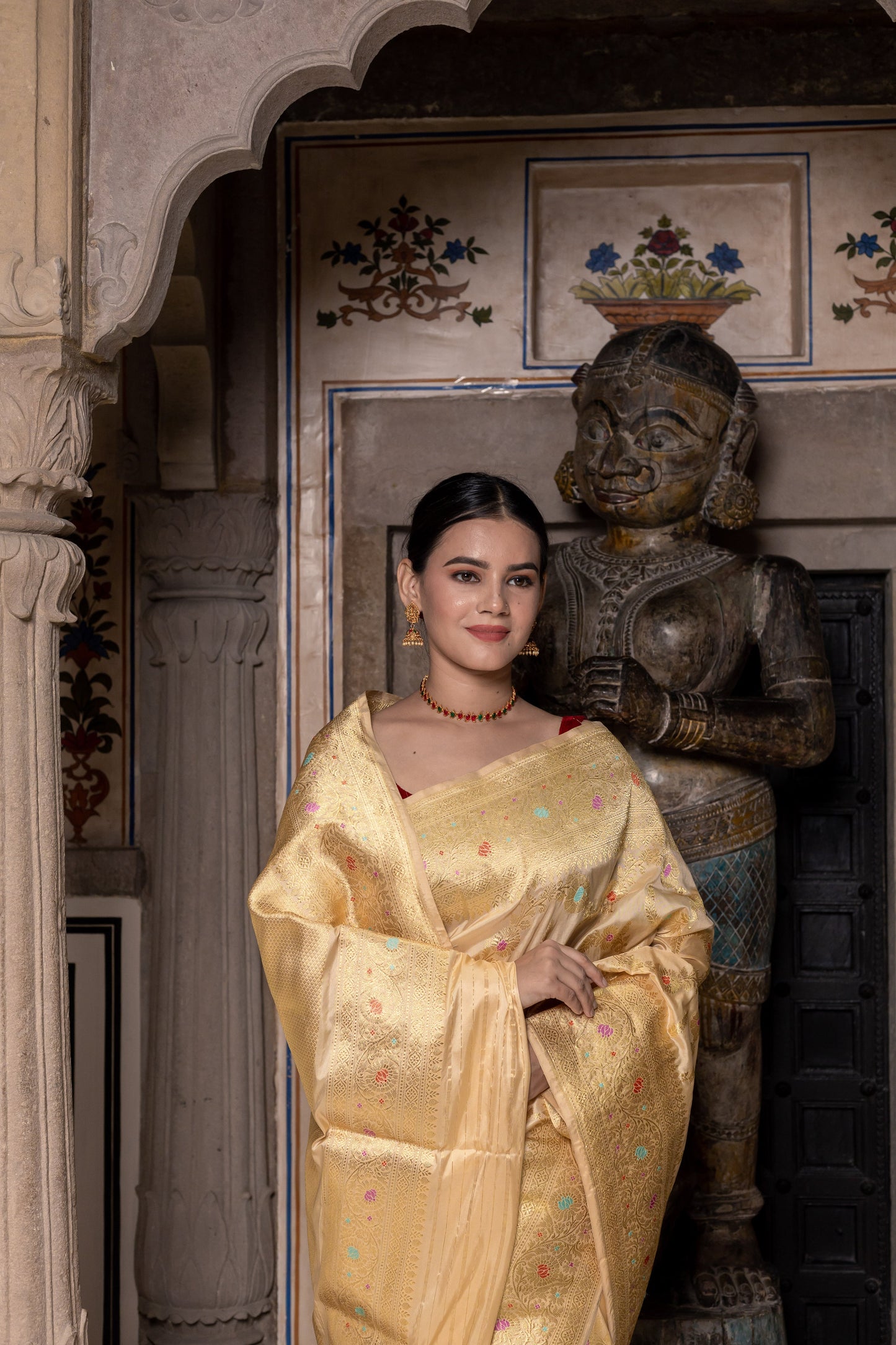 Gold Handwoven Kadwa Katan Silk Saree