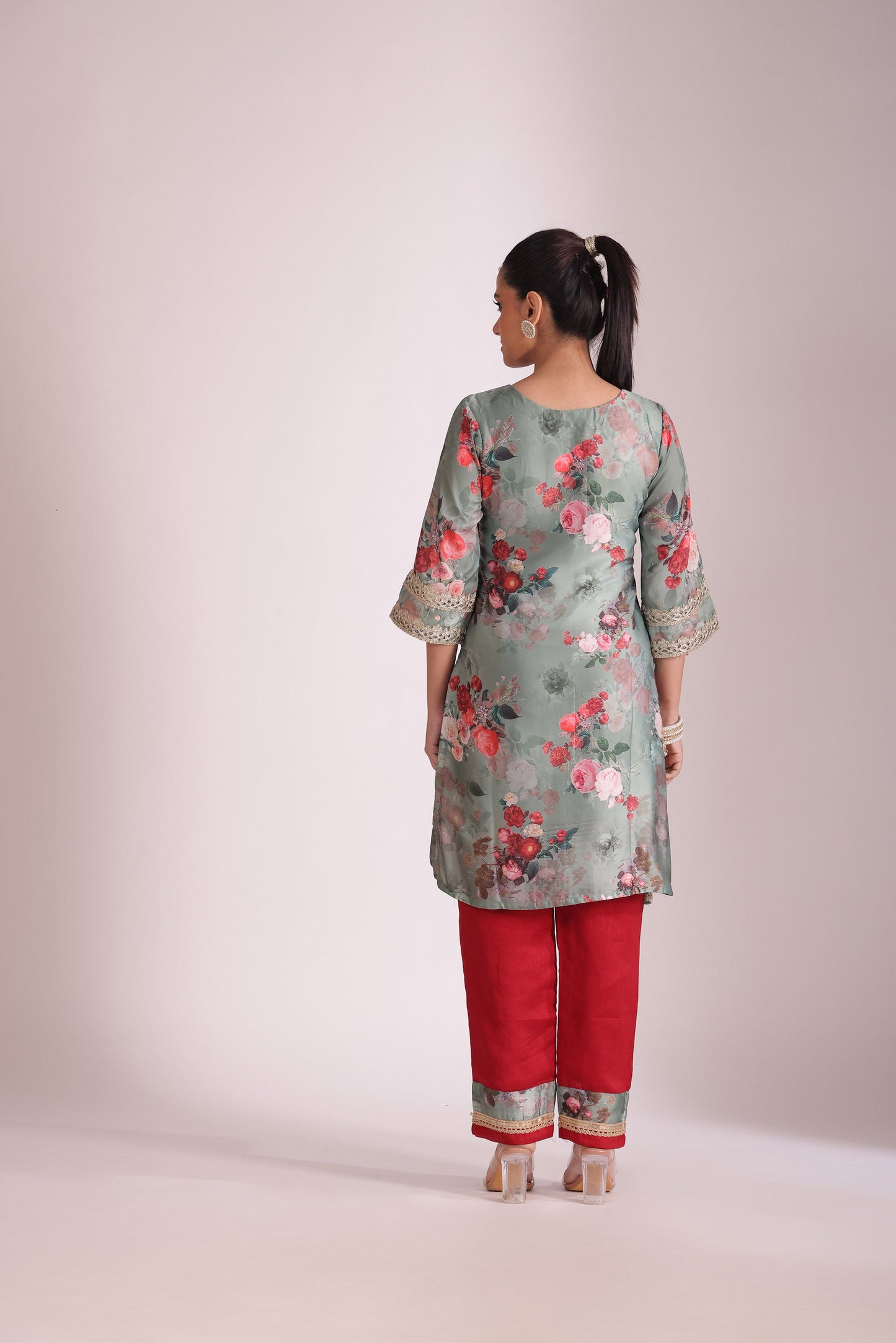 Gulzar Green Printed Silk Crepe Kurta And Dupatta
