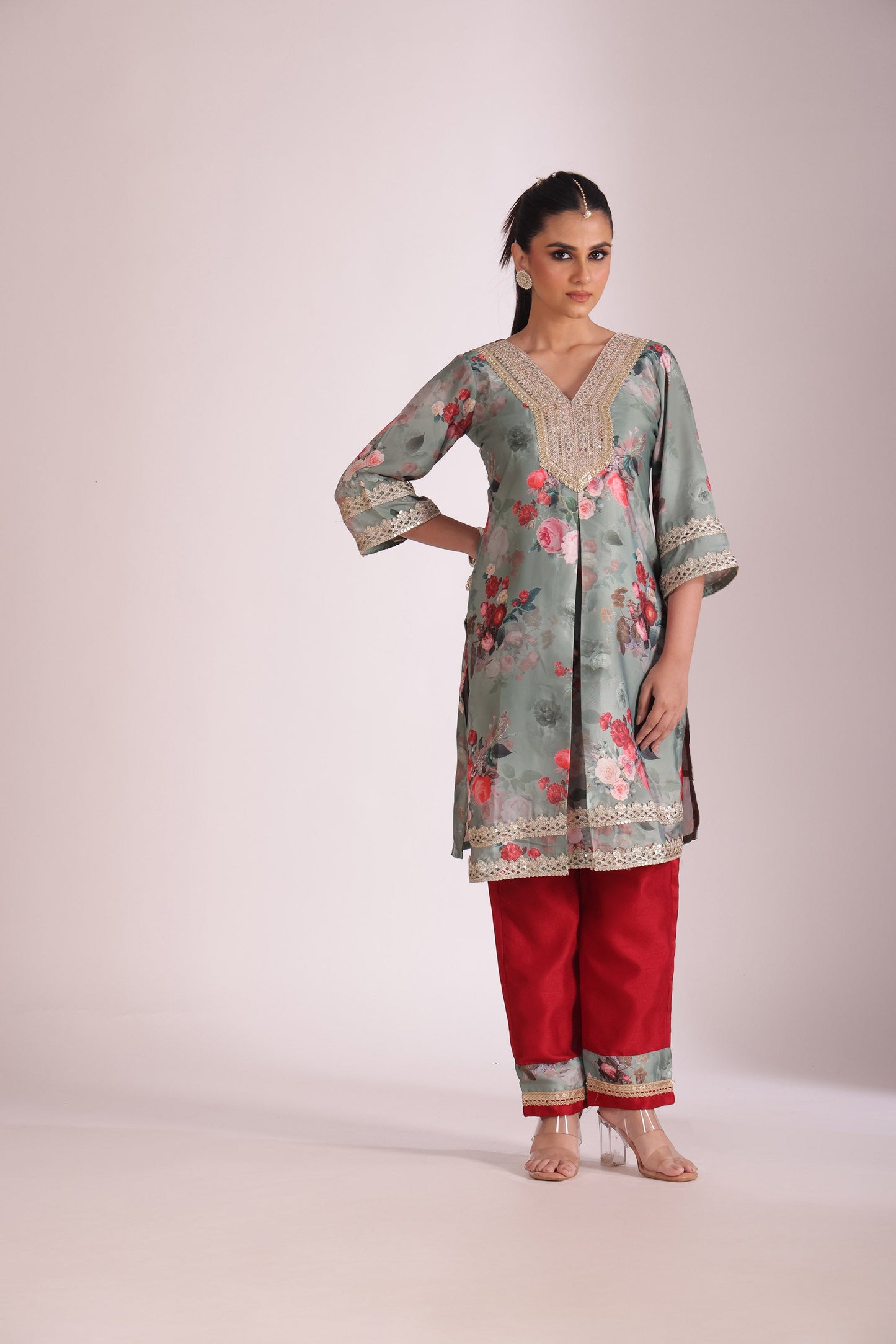 Gulzar Green Printed Silk Crepe Kurta And Dupatta