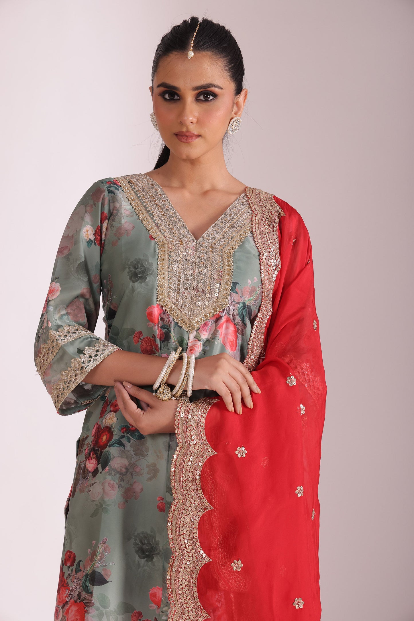 Gulzar Green Printed Silk Crepe Kurta And Dupatta