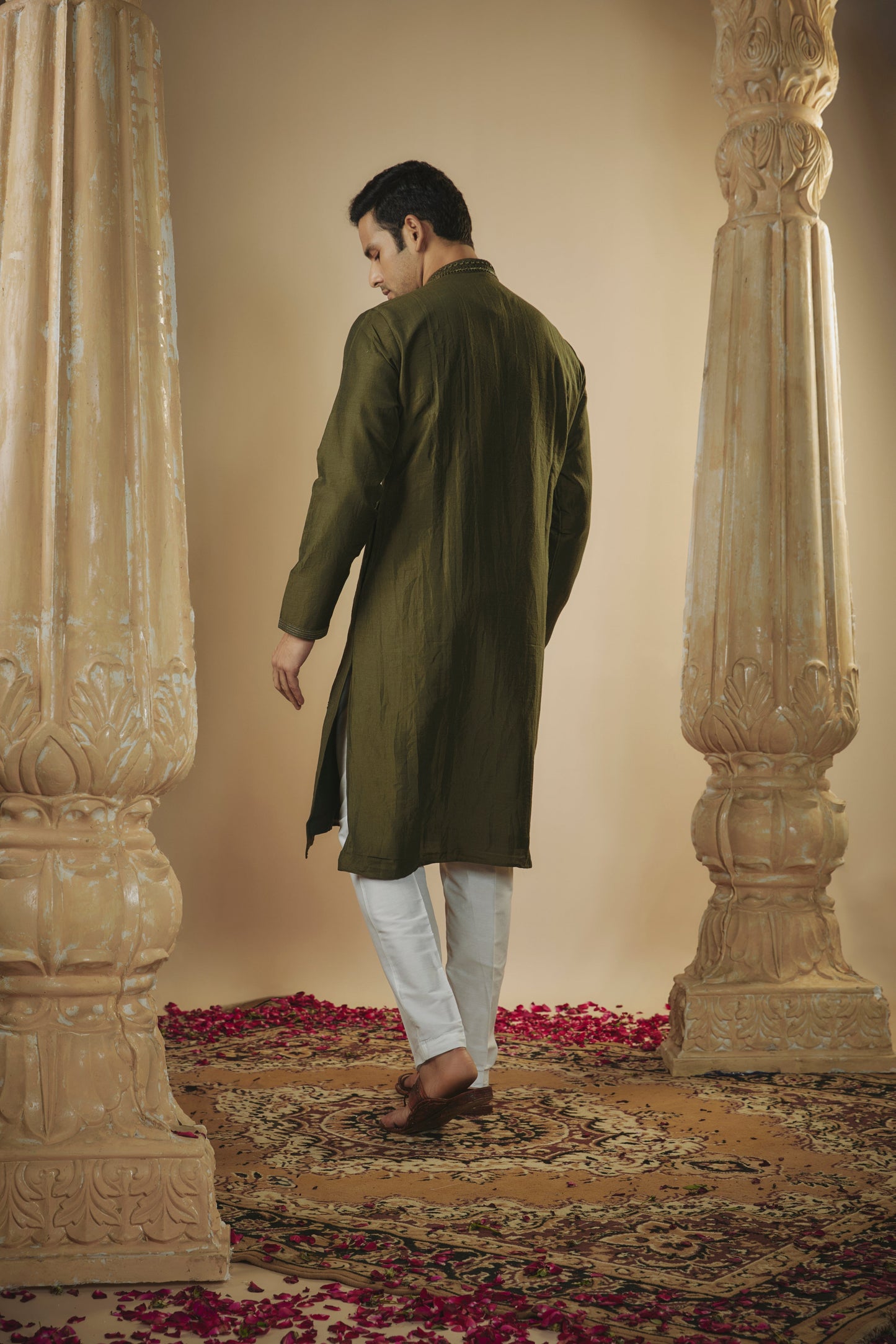 Mehendi green art silk mirror embroidered kurta set