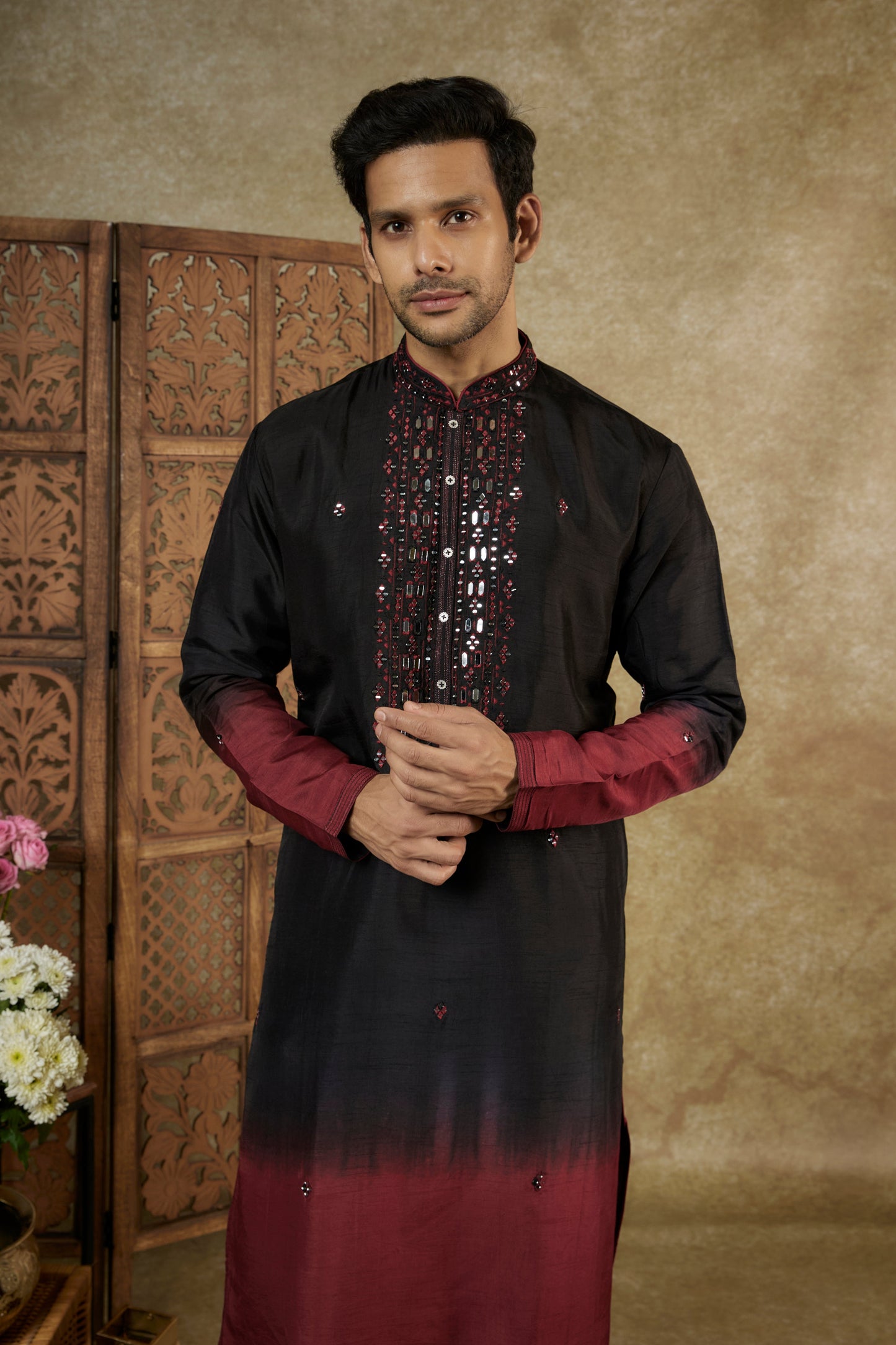OMBRE BLACK GARNET MIRROR AND RESHAM SILK KURTA SET