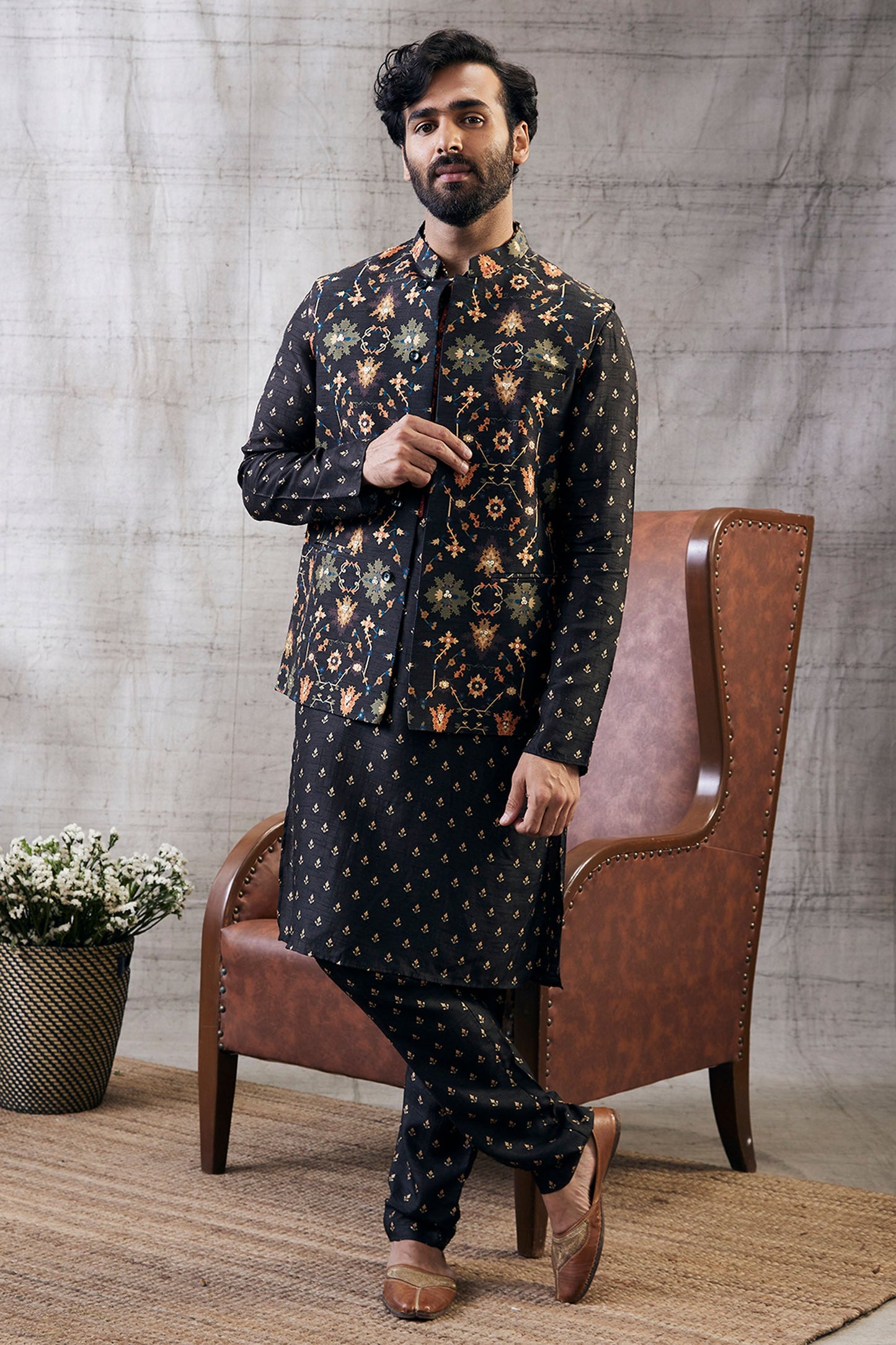 Zahra Black Printed Bundi With Kurta Set