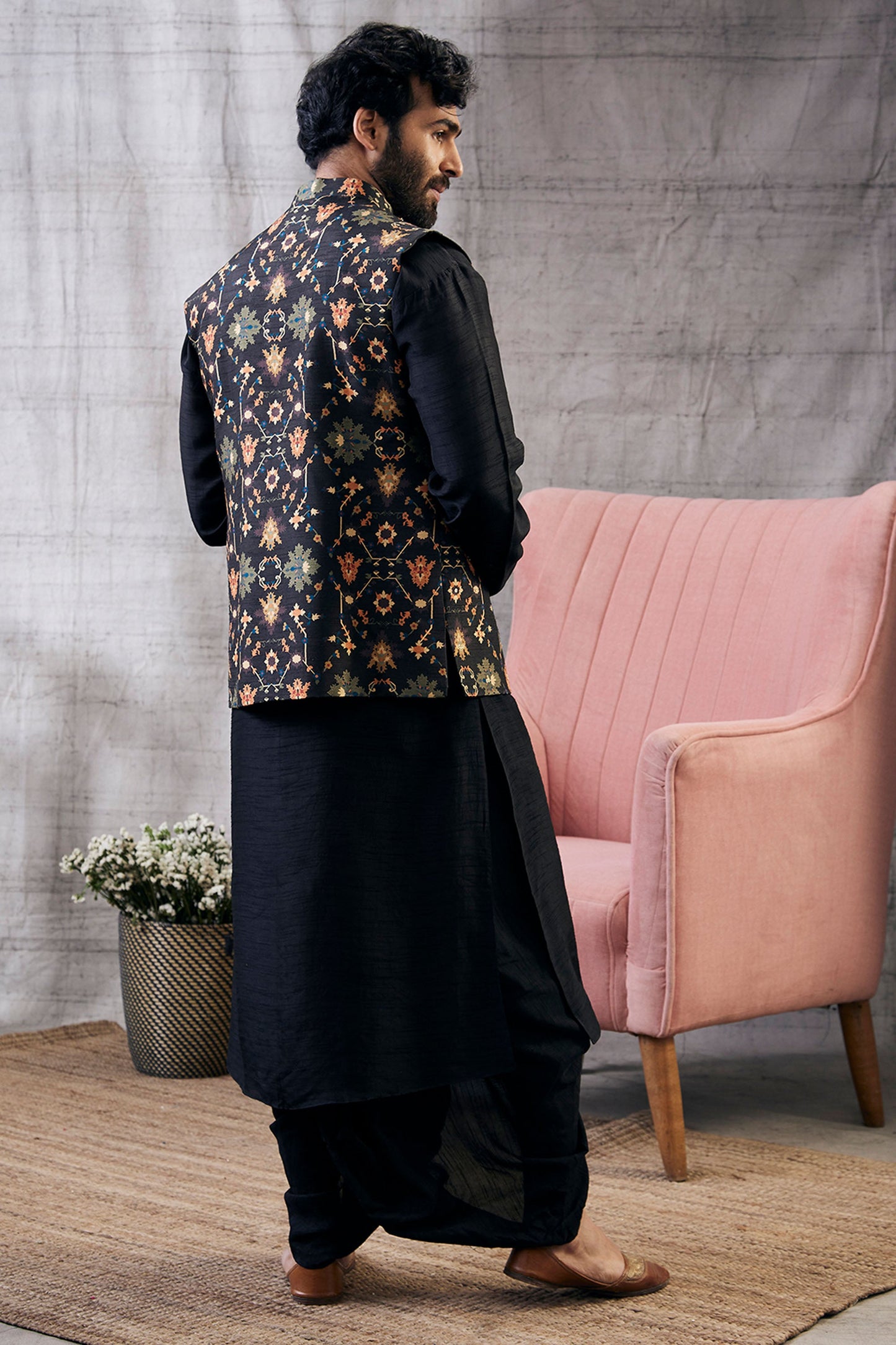 Zahra Black Printed Bundi With Kurta Set