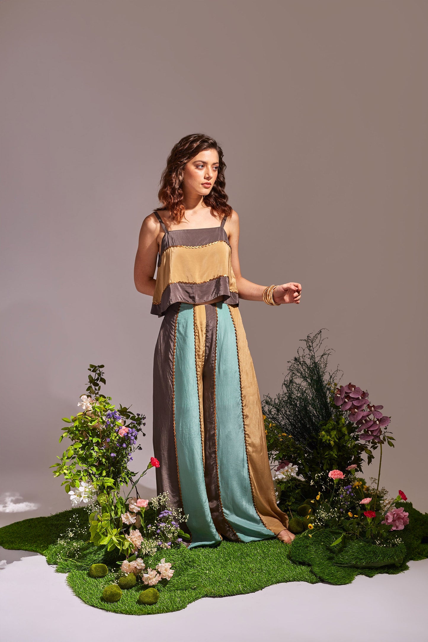 LAVENDUSK Green, Beige and Dark Grey Coord set