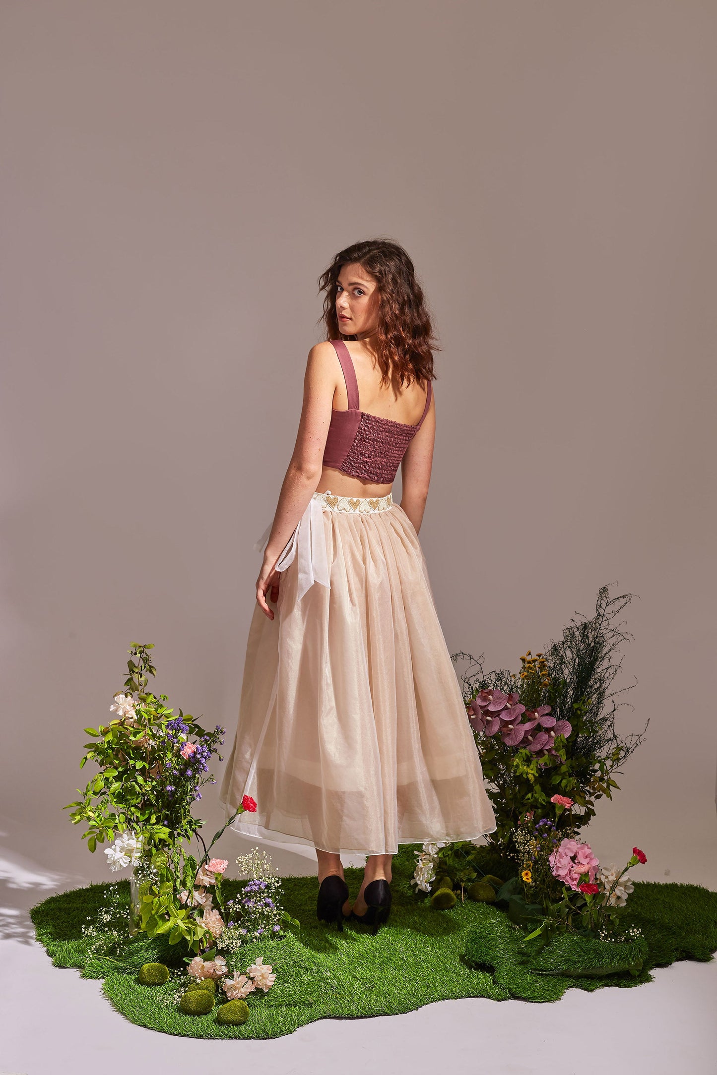 AMOUR Plum, Beige and White crop top skirt