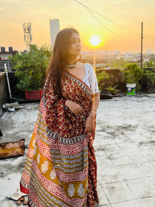 Gaurbandh- Red Bagru Natural Dyes Handblock Printed - Cotton Mulmul Saree
