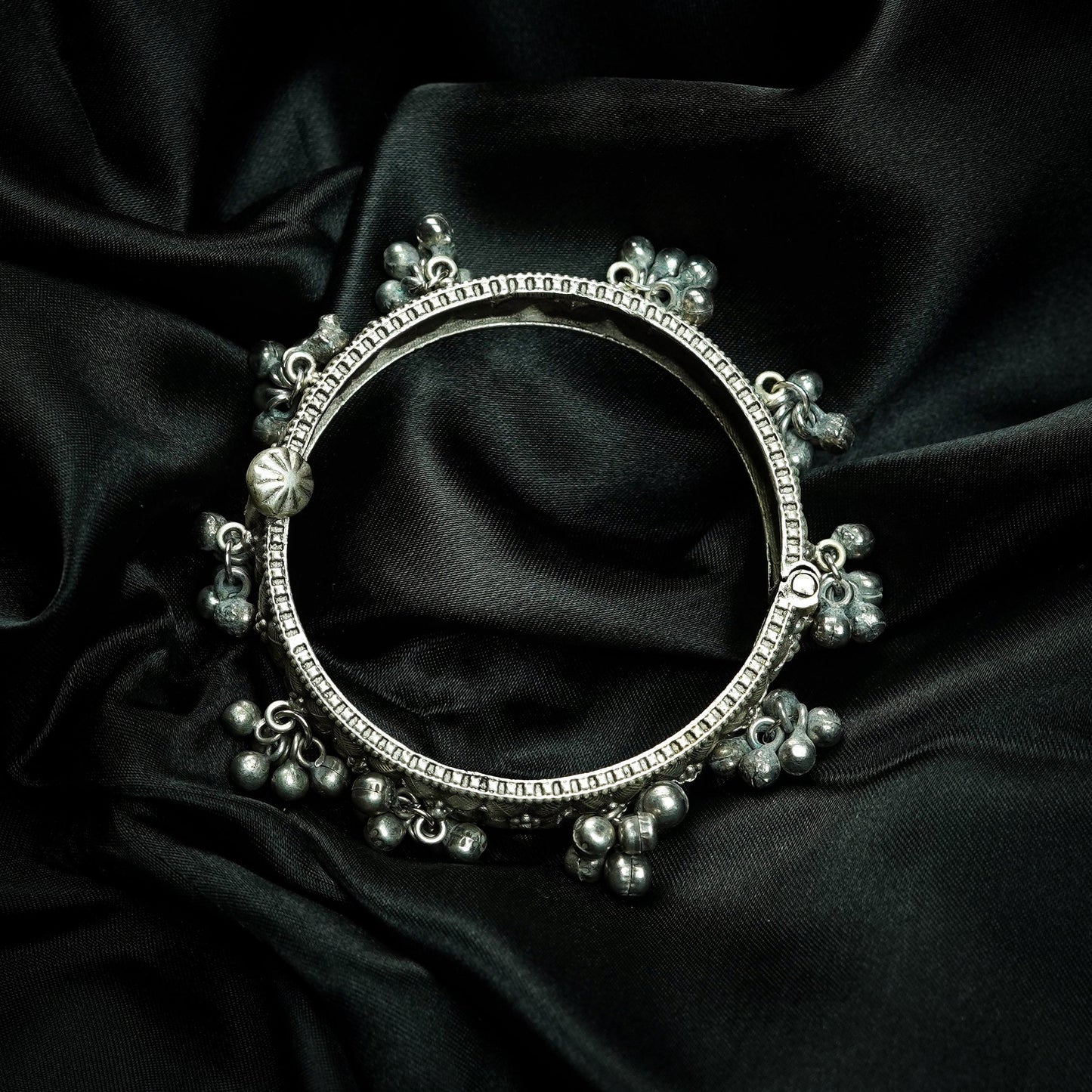 Oxidised Ghungroo Adjustable Chandi Kada