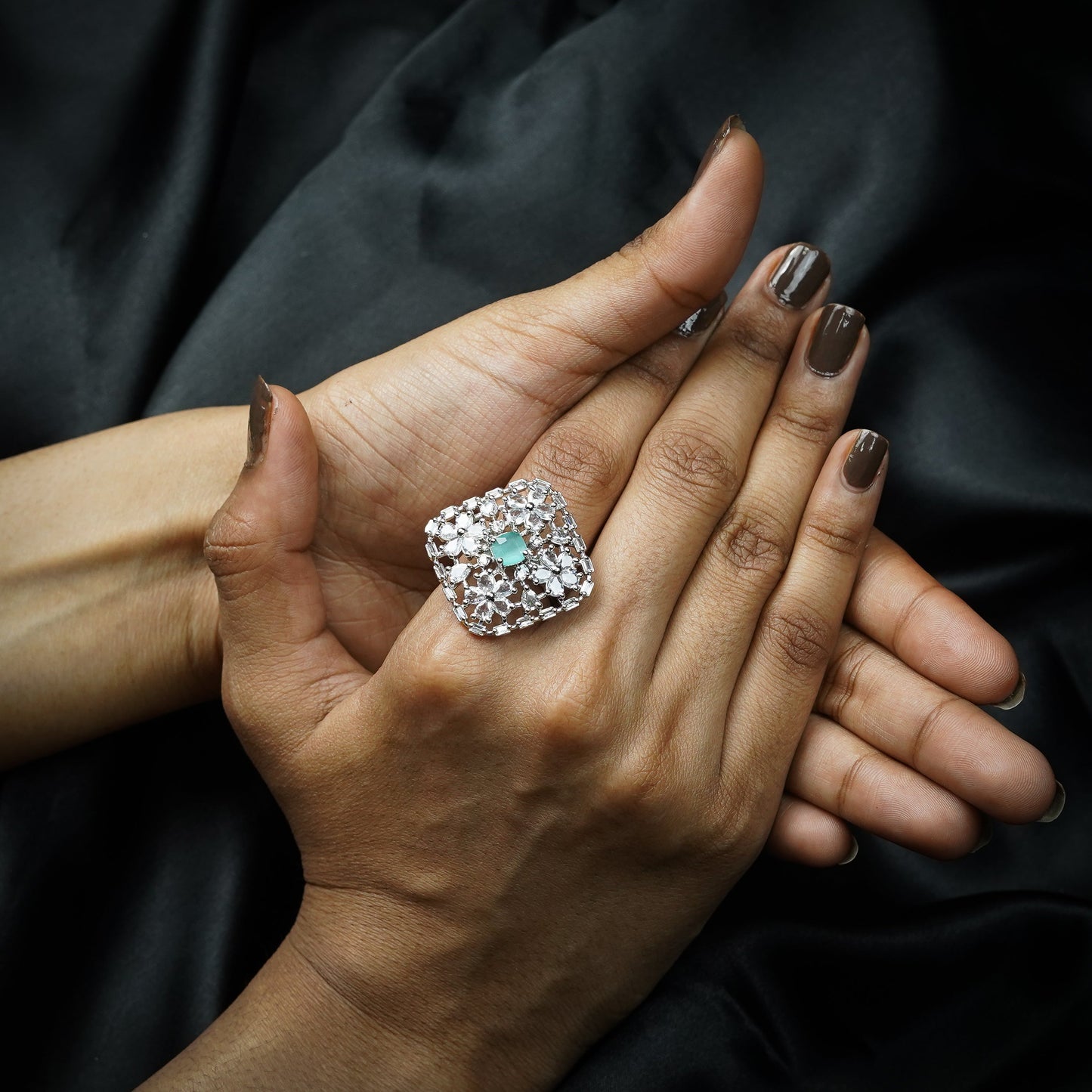 Ruhani Spark Diamond Ring