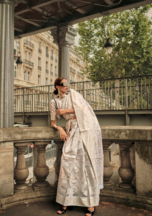 Cream Kaneeza Lucknow Chikankari Zari Saree