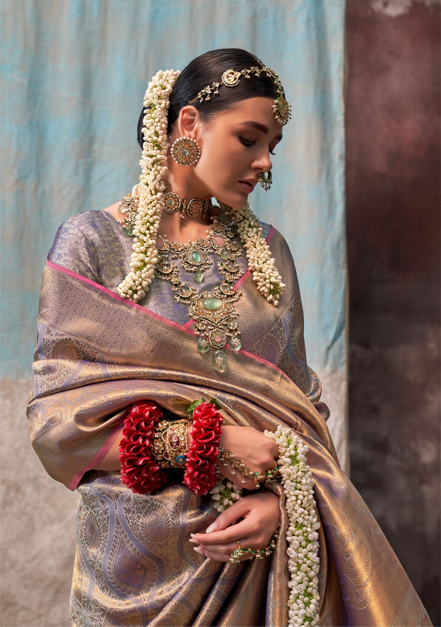 Golden Kaala Savoy Handloom Silk Saree