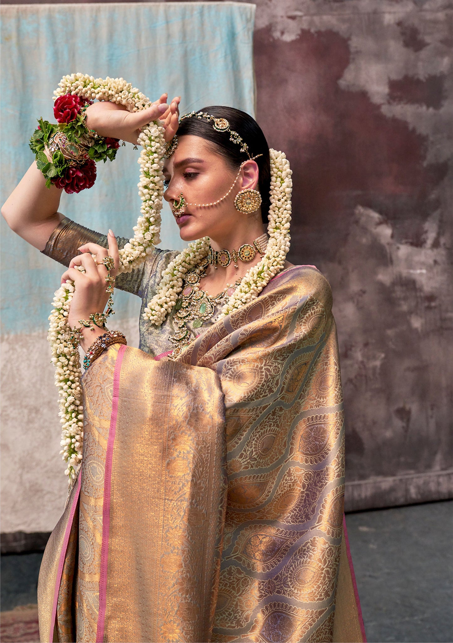 Golden Kaala Savoy Handloom Silk Saree
