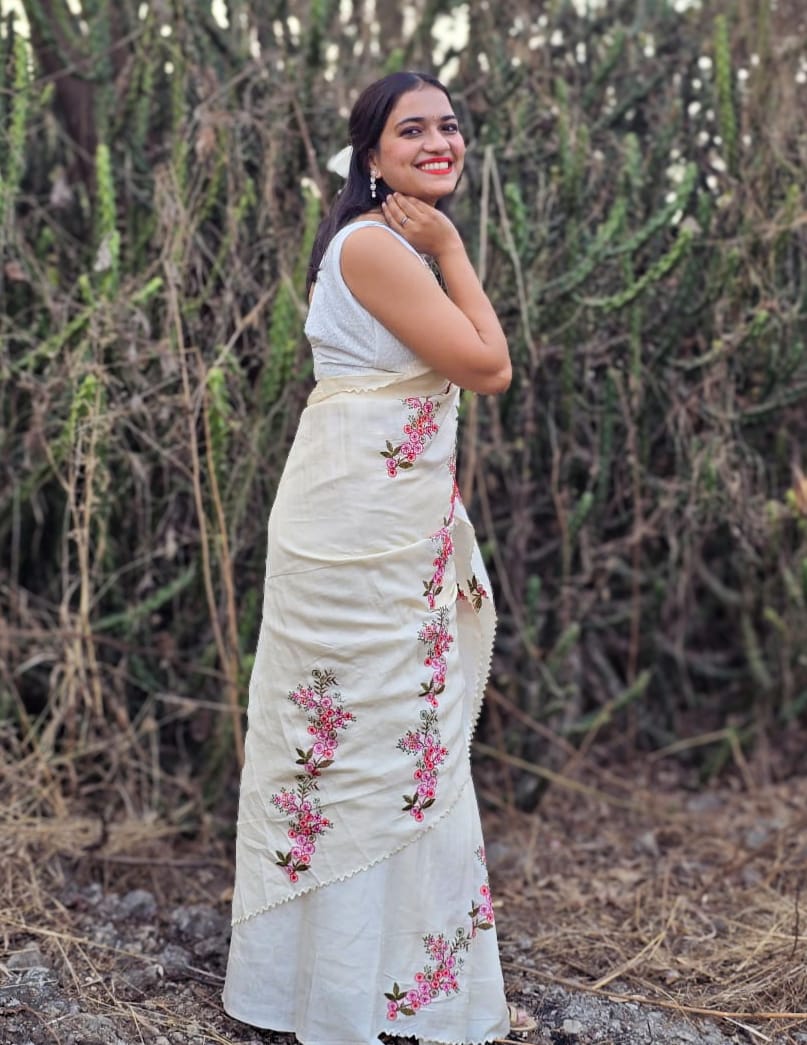 Nayra Beige Saree