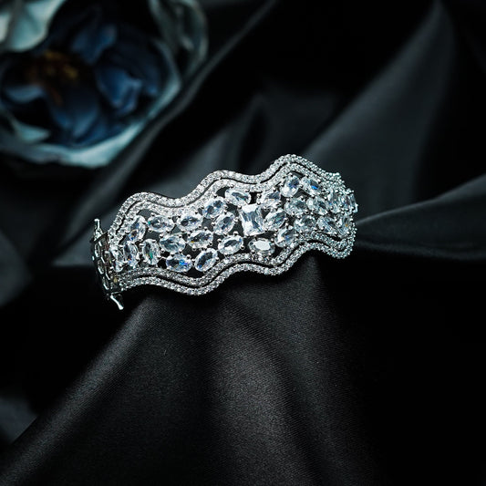 Aaravi Royale Thick Diamond Bracelet
