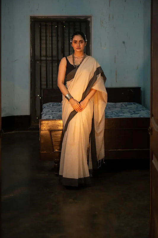Handloom Beige Pure Cotton Saree with Dark Grey Border