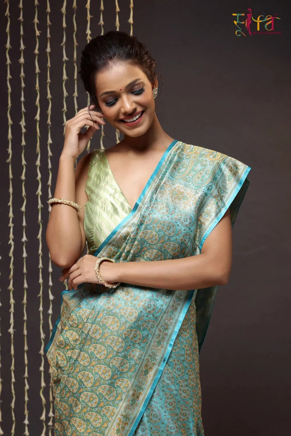 Electric Blue Handloom Pure Silk Tanchoi Banarasi Saree