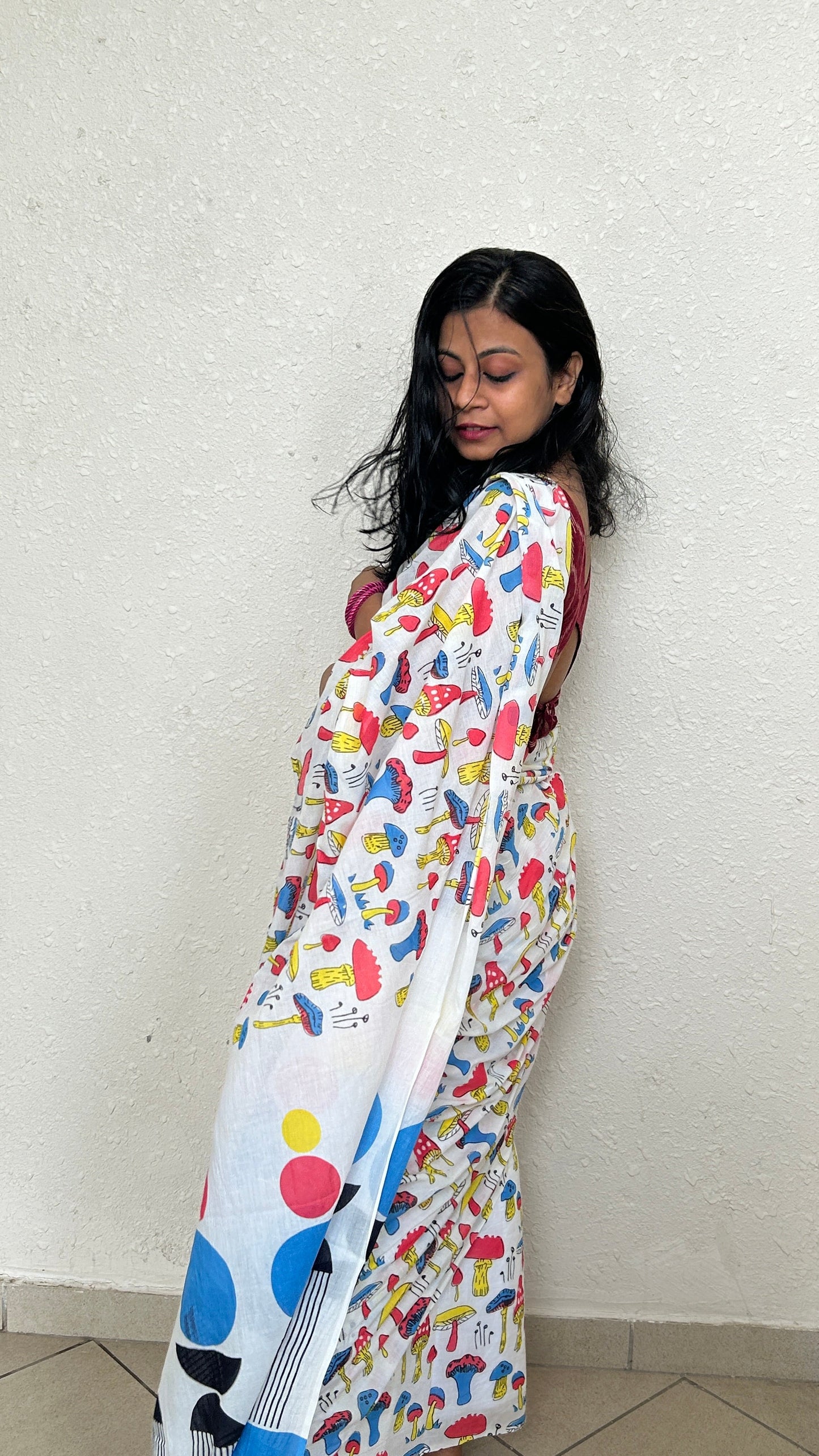 Silly Mushroom - White Trendy Cotton saree