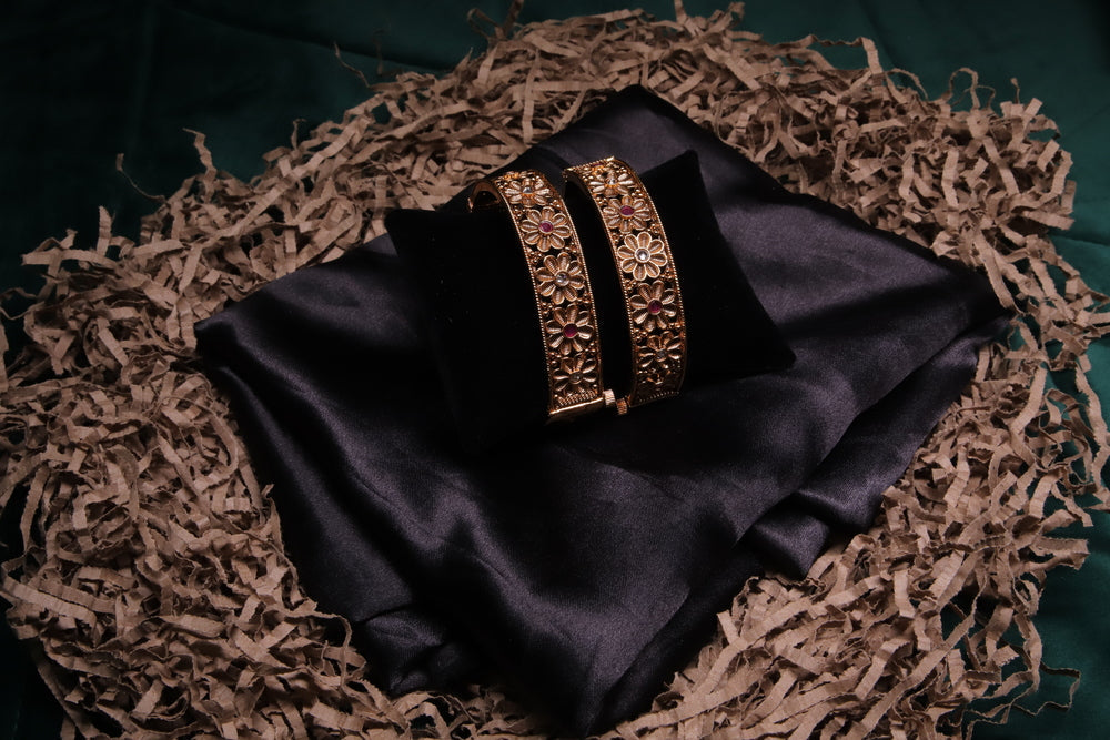 Rajwada Bangles, Set of 2