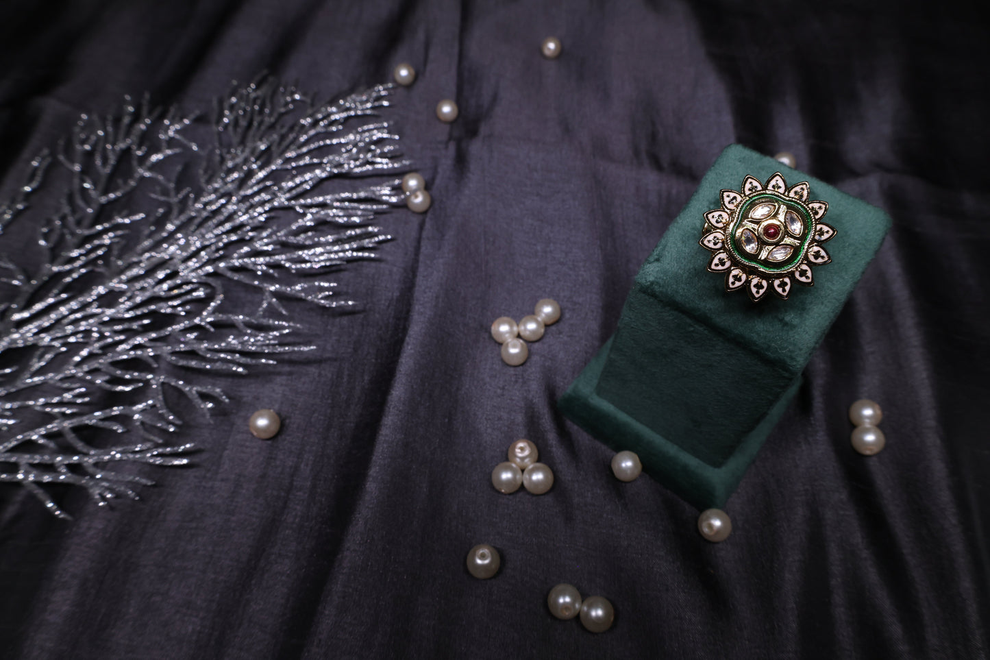 Small Adjustable Chic Kundan Ring