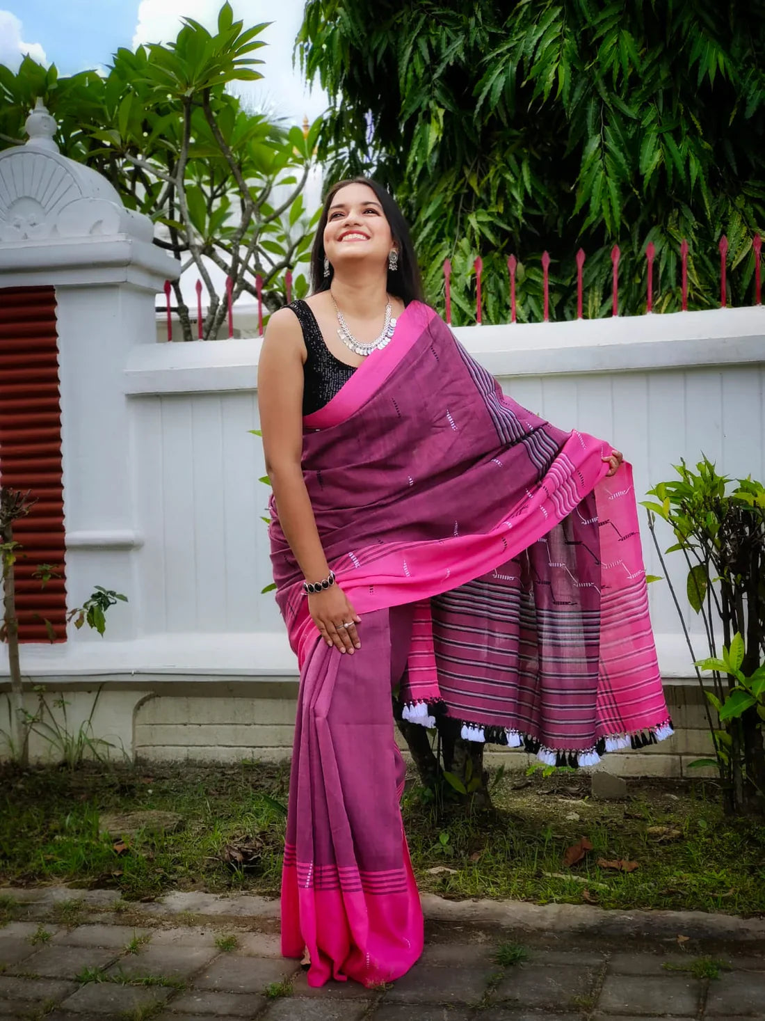 Jonaki Pink Cotton Handloom saree