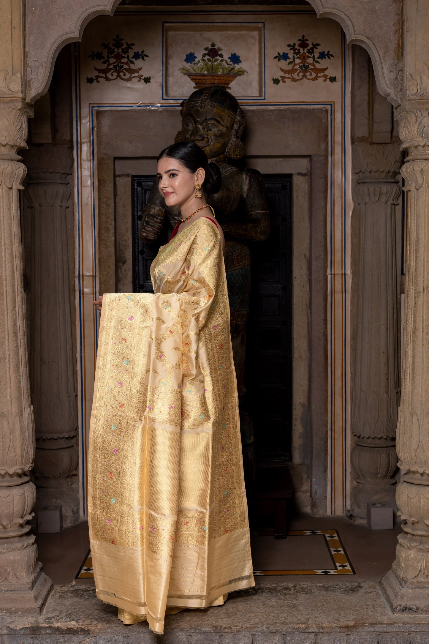Gold Handwoven Kadwa Katan Silk Saree