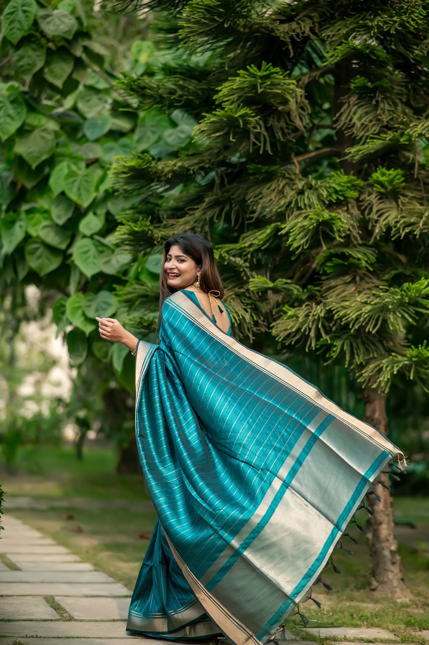 Rama Raw Silk Lining Zari woven Saree