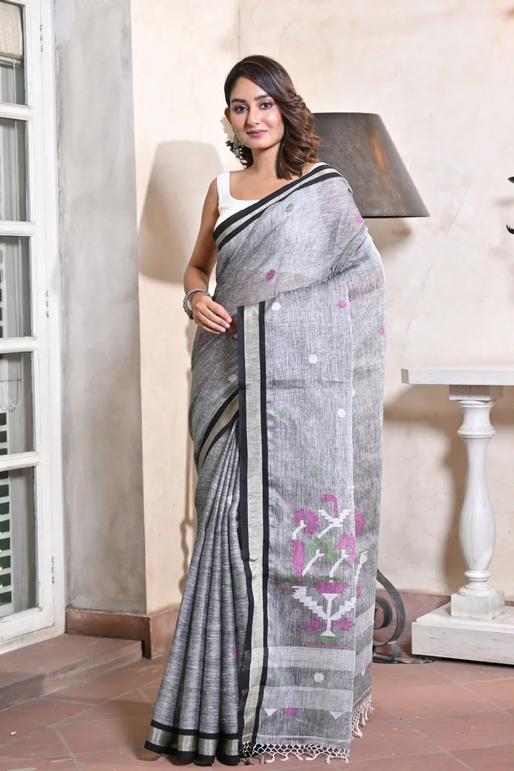 Handloom Grey Pure Linen Jamdani Saree