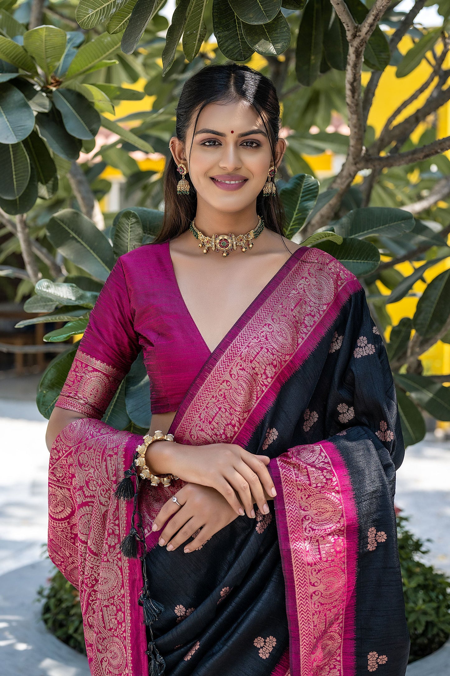 Black Vaishali Banarasi Silk Zari woven Saree