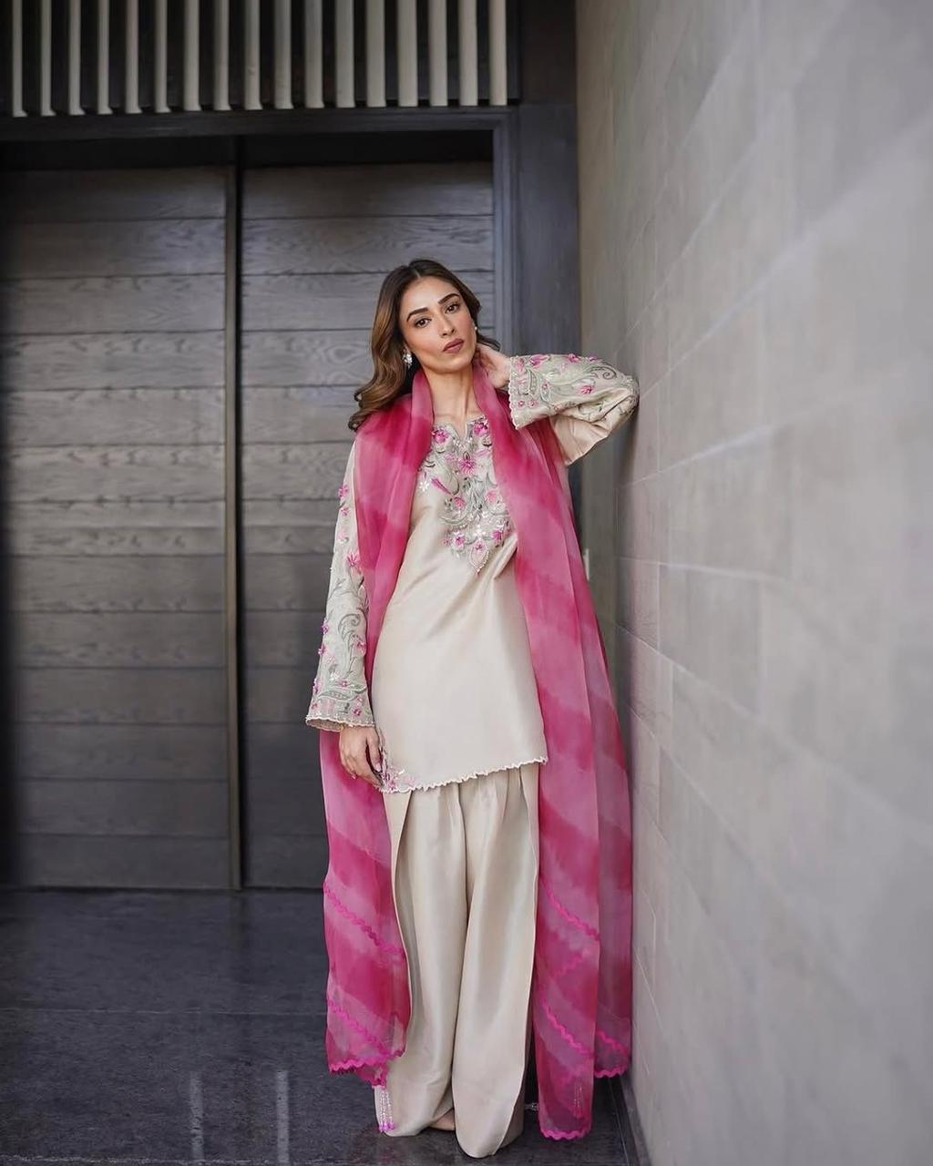 Designer Farsi Crêpe Suit Set