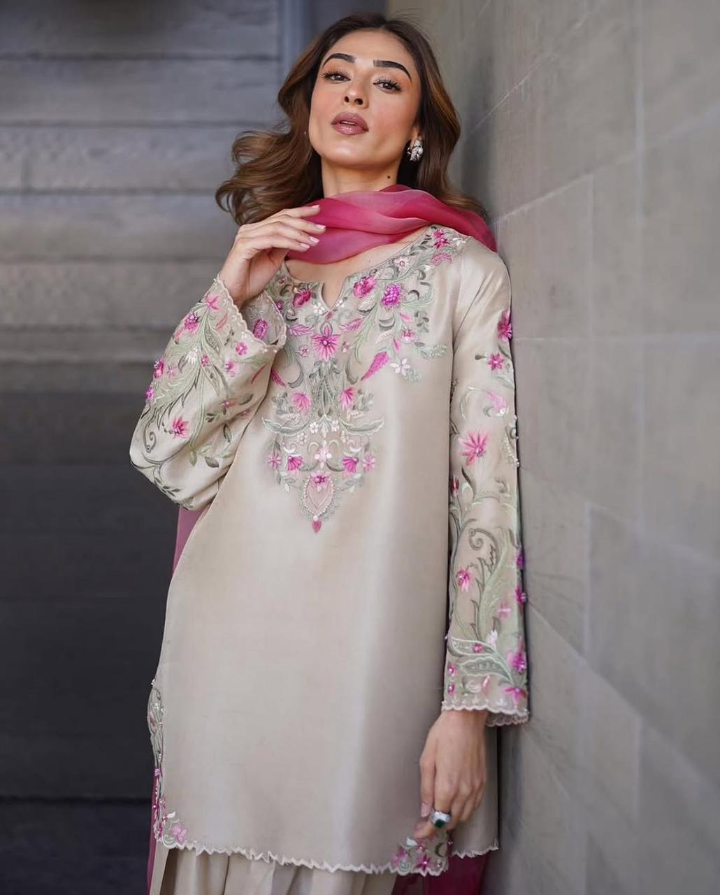 Designer Farsi Crêpe Suit Set