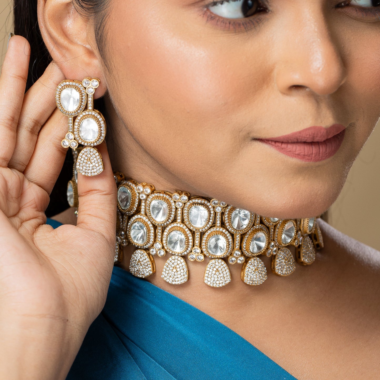Zevar Club Elegant Victorian Gold Choker