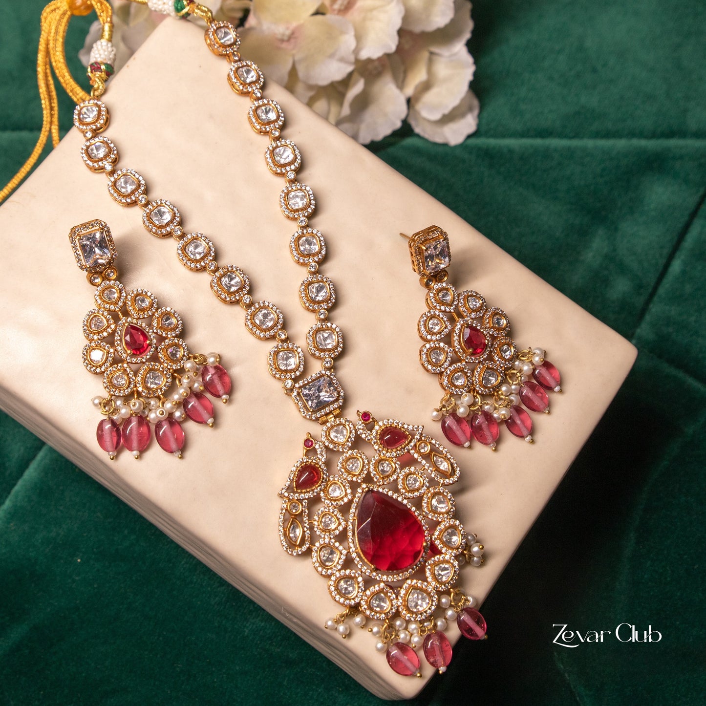 Zevar Club Dazzling Glittering Red Set (18K Gold Plated)