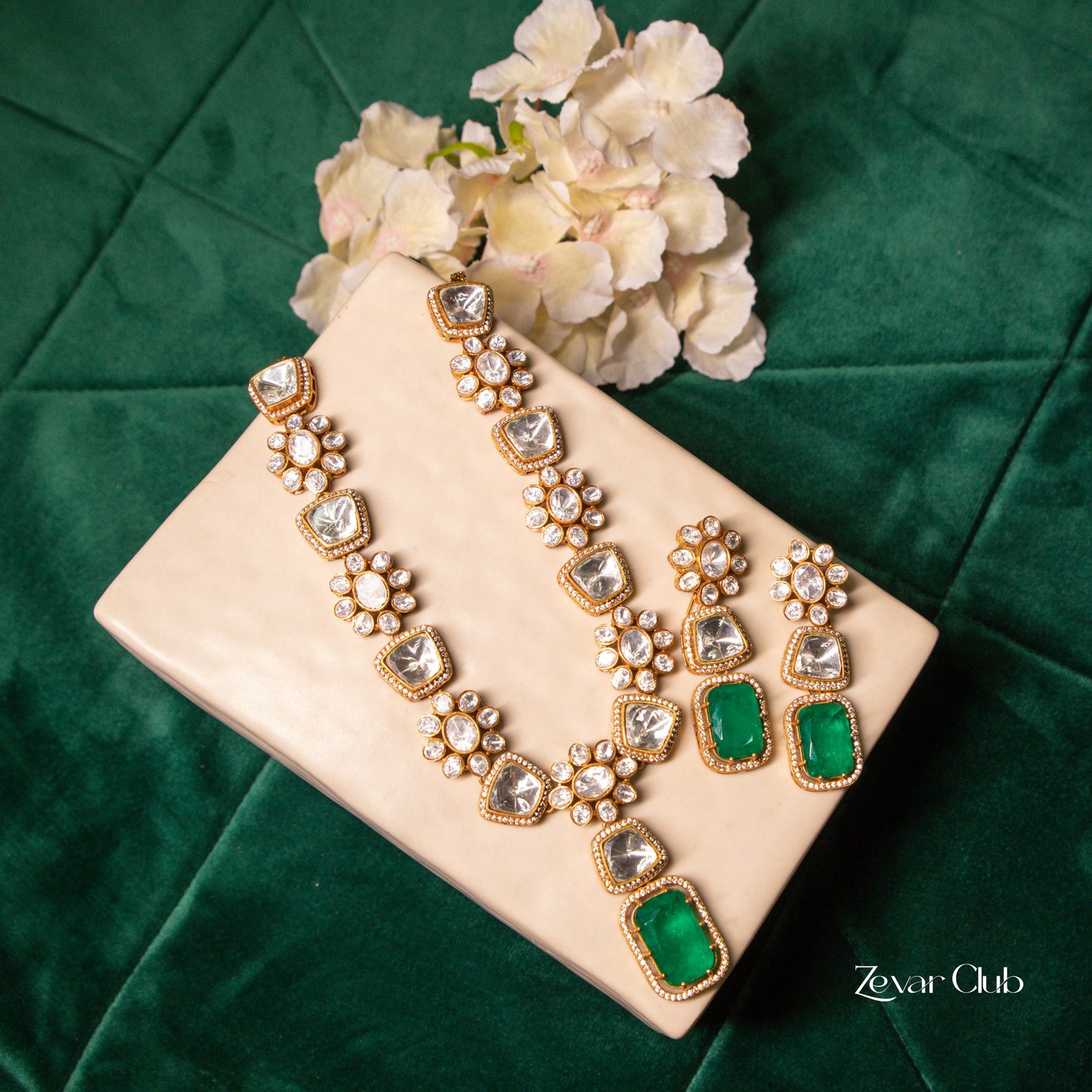 Kiara Advani Inspired Kundan Emerald Set (18K Gold Plated)