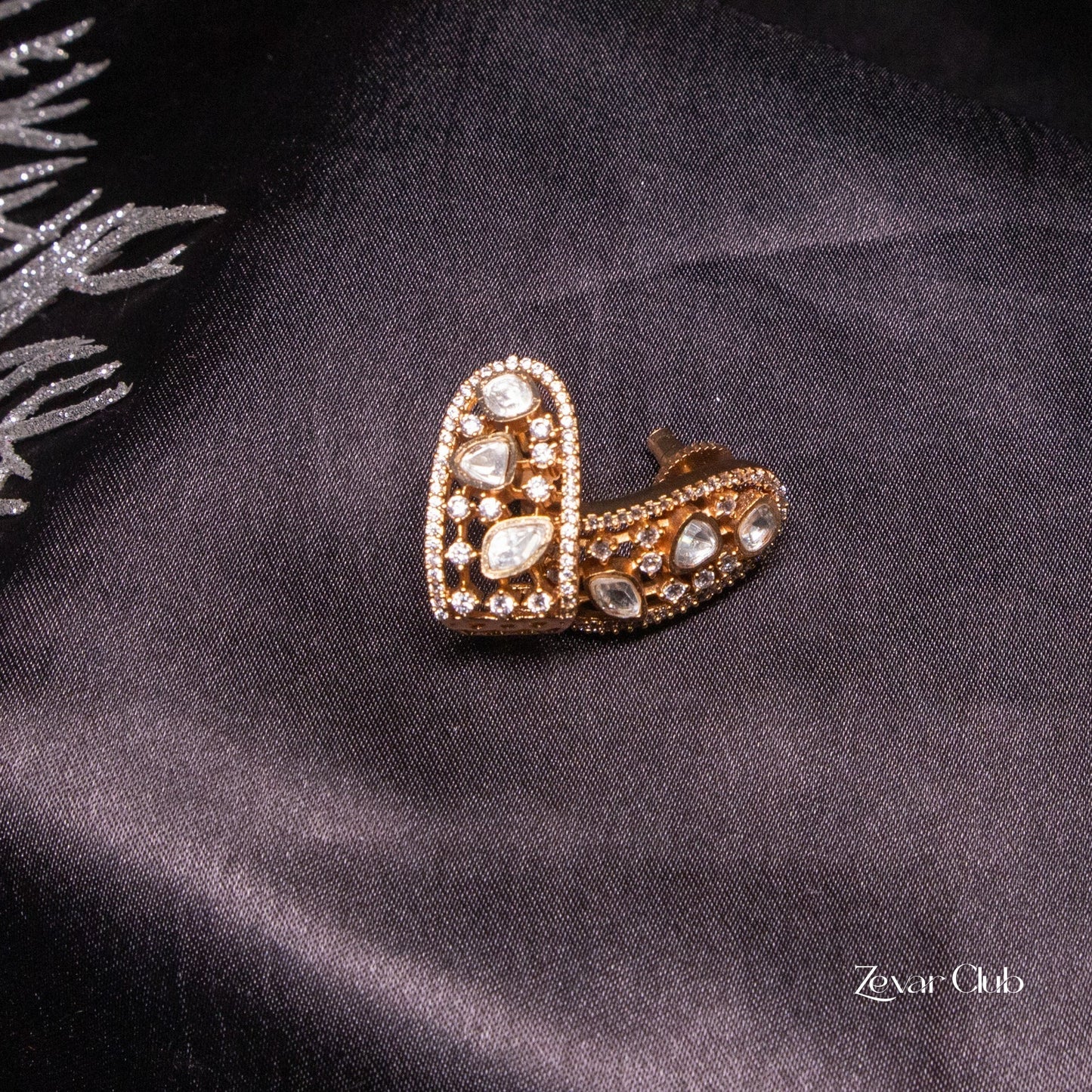 Zevar Club Musafir Uncut Moissanite Studs Earring